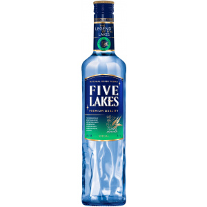 Flasche Five Lakes Vodka, 700 ml, mit natürlicher Kräuterinfusion, 40% Alkoholgehalt, in hochwertiger blauer Glasflasche mit goldener Kappe – bekannt für extra weichen Geschmack.