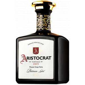 Flasche Aristocrat Rakiya, vintage Platinum Label bulgarischer Muskat Trauben Schnaps mit 40 % Alkohol, 500 ml