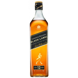 Flasche Johnnie Walker Black Label 12 Jahre, 700ml, ein Premium-Whisky mit tiefen und komplexen Aromen, ideal für Whisky-Liebhaber.